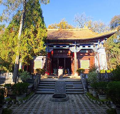 保山市-隆阳区-太保公园武侯祠