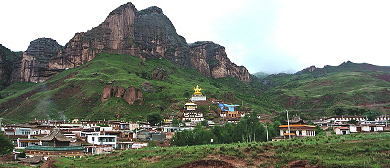 果洛州-玛沁县-拉加镇-|清|拉加寺·阿尼琼贡山（黄河）风景区