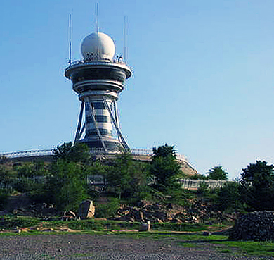 赤峰市-红山区-南山生态园·赤峰气象塔