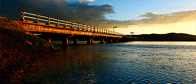 果洛州-玛多县城-玛查里镇-黄河第一桥风景区