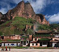 果洛州-玛沁县-拉加镇-|清|拉加寺·阿尼琼贡山（黄河）风景区