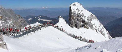 丽江市-玉龙县-玉龙雪山·冰川公园（扇子陡峰·5596米）风景区