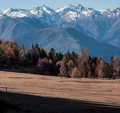 甘孜州-得荣县-嘎金雪山（嘎金藏岗主峰·4921米）风景区