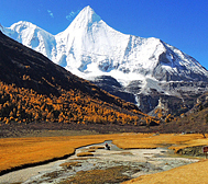 甘孜州-稻城县-亚丁（国家级自然保护区）三神山·央迈勇雪山（5958米·洛绒牛场）风景旅游区|5A